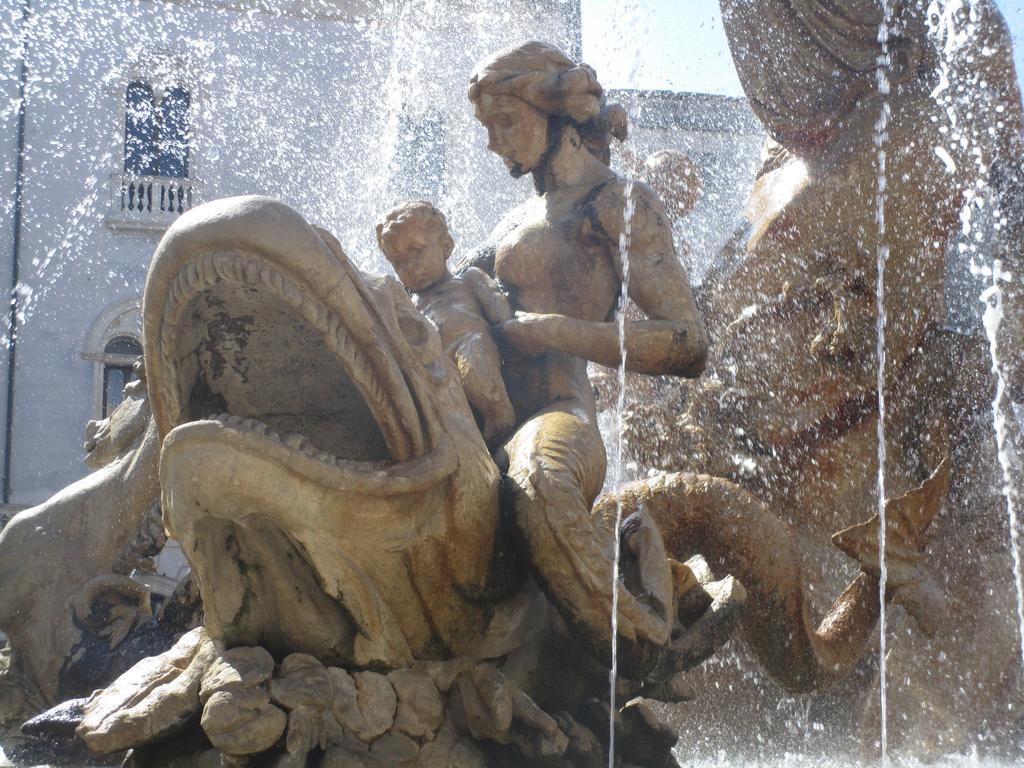 Il Volo Di Pindaro Syracuse Exterior foto